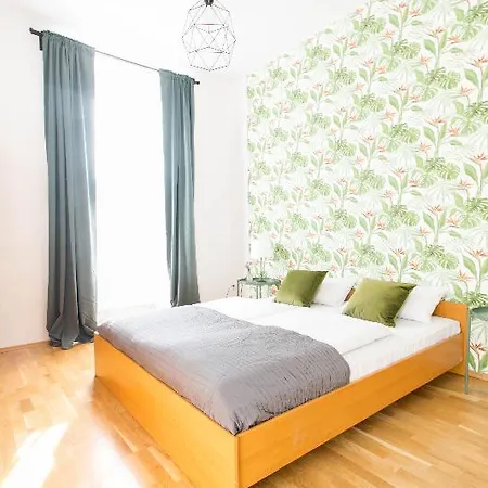 Old Town Slawkowska Hotel 3*