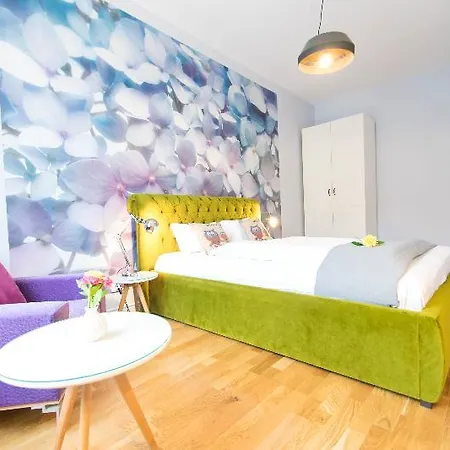 Hotel Old Town Slawkowska 3*