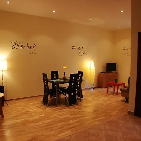 Old Town Slawkowska 3* クラクフ